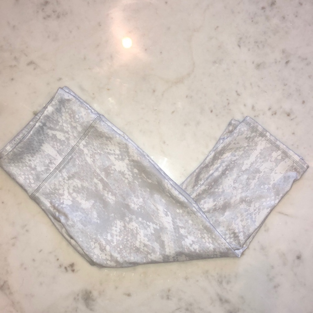 Alo Yoga Workout Pants
